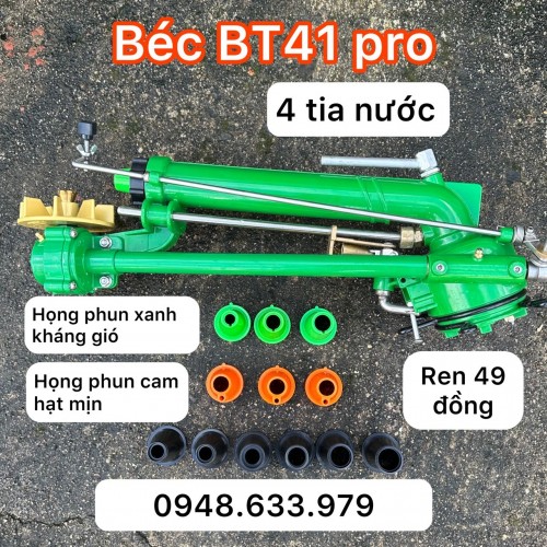 Béc BT41 pro - phun mưa 4 tia nước rất đều bán kính xa 41 mét kháng gió tốt với họng phun xanh